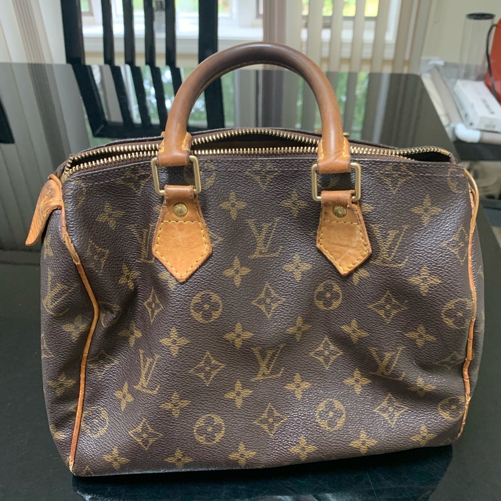 Louis Vuitton Monogram Speedy 30